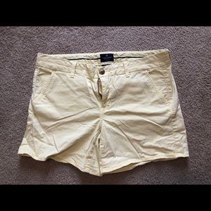 American Eagle Midi Yellow shorts